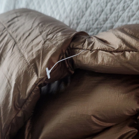 Amazon Essentials Women's Jacket - Picture 15 of 17